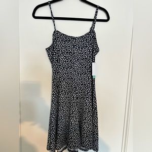 ✨New with Tags✨ navy floral sundress
